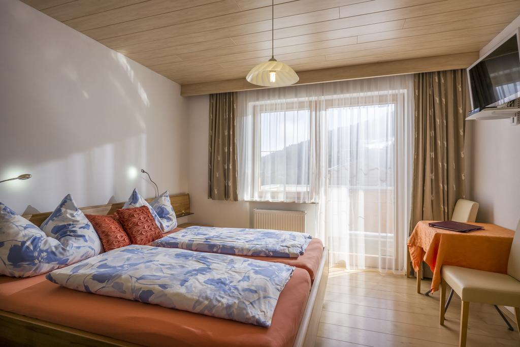 Haus Enzian Hotel Thiersee Exterior foto